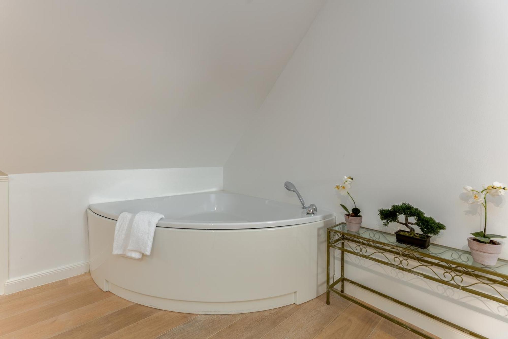 Goldstueck 16 - Viktoria Residenz